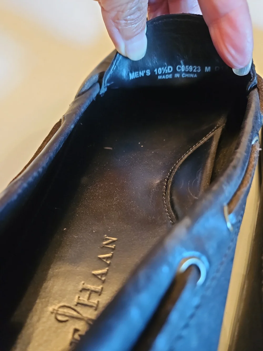 Cole Haan Size 10.5 D Men's Black Leather Driving Moccasins